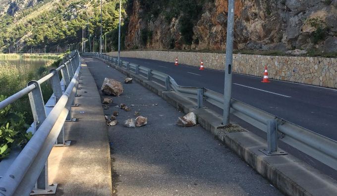 Rruga Shengjin-Lezhe serish rreshqitje guresh, banoret: Po na rrezikohet jeta
